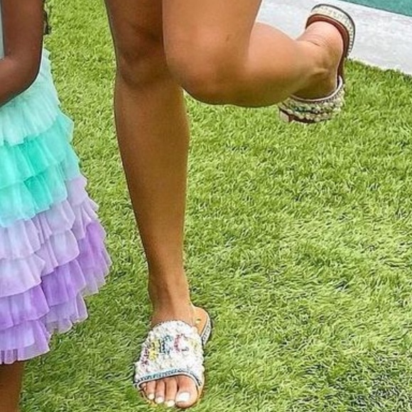 GUCCI LIMITED EDITION GUCCY LUPE PEARL CRYSTAL EMBELLISHED SLIDE SANDAL SIZE 38 - Picture 6 of 11